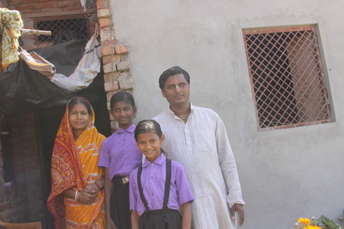 Vaishaki and Pallavi with their Parents