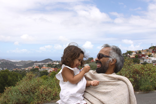 Swami Balendu and Apra in Love