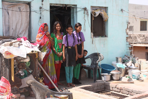 Shashi, Janki and their Family