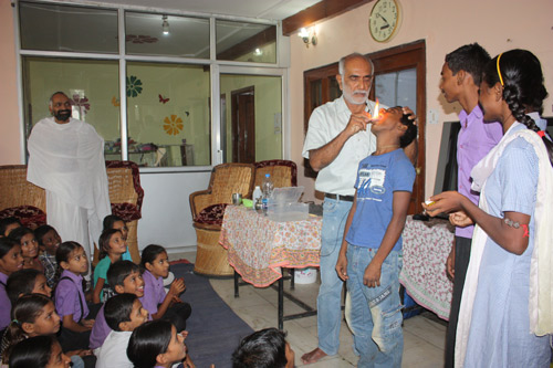 Show of Narendra Nayak at our School