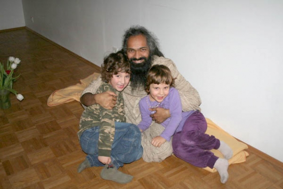 Swami ji with children 