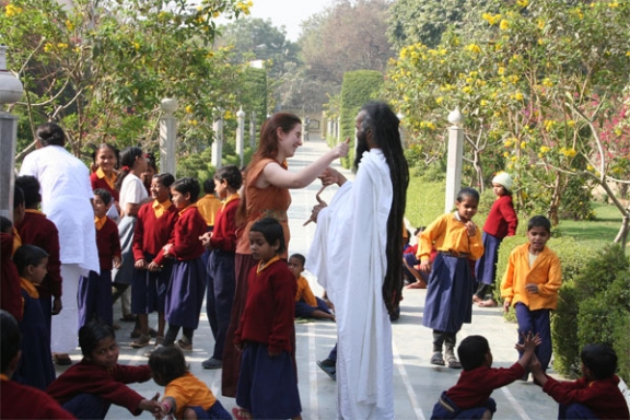 Swami ji & Ramona with children