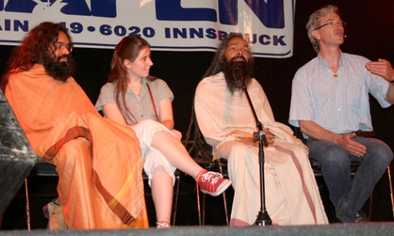 Swami ji, Ramona & Yashendu 