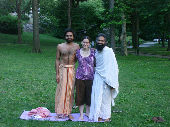 Yashendu, Ramona and Swami Ji