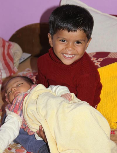 Chhotu holding Apara